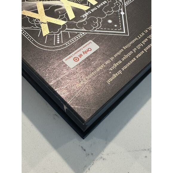 Onyx Storm Rebecca Yarros Target Exclusive Limited Edition Hardcover New W/PIN - Picture 9 of 11